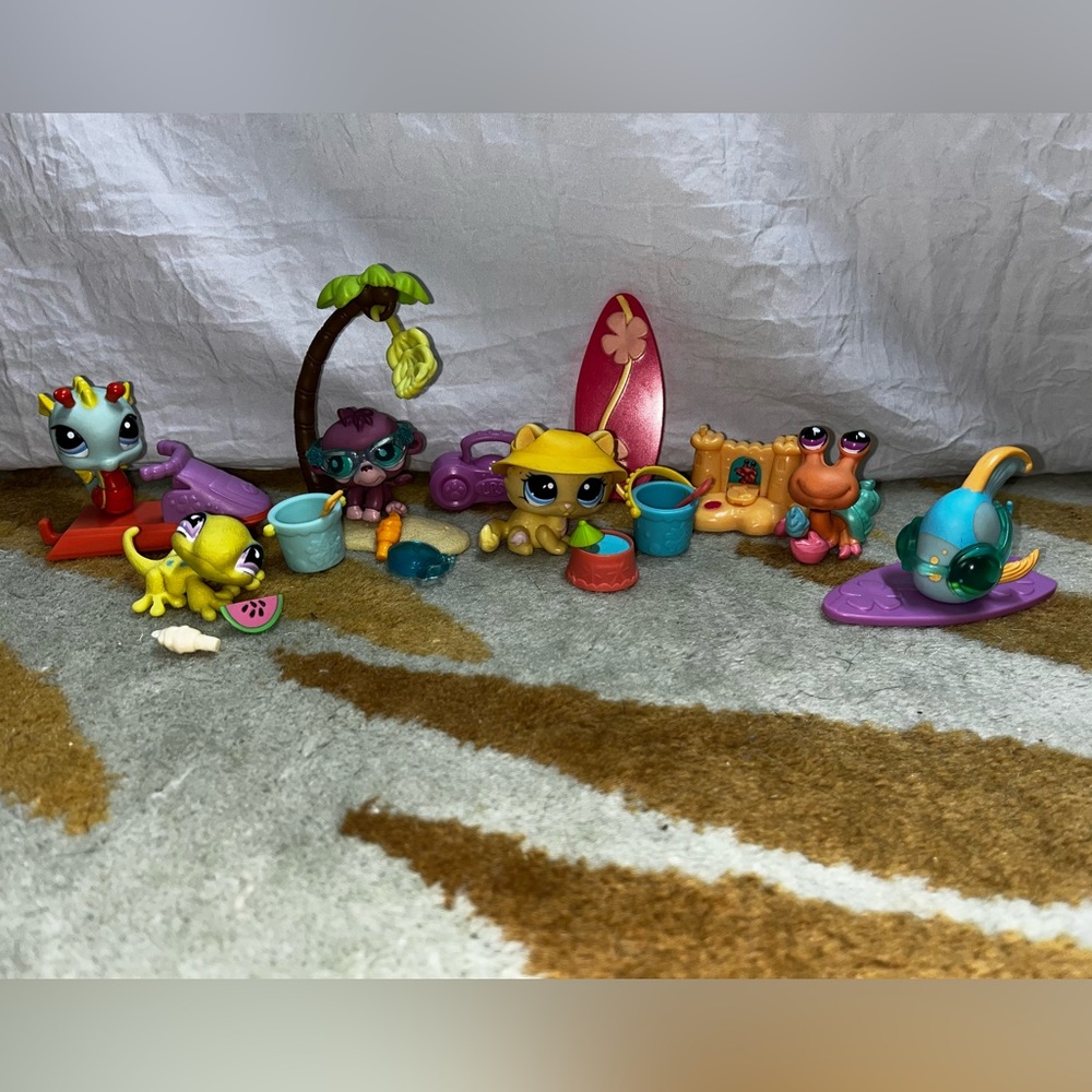 LPS Beach Set - Lot of 6 Pets